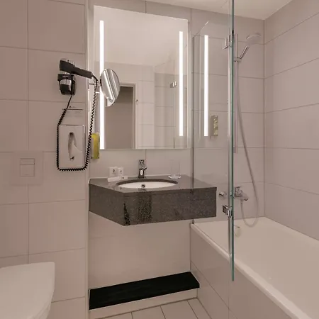 Western Mitte 3*