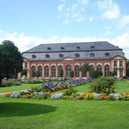 Western Mitte Ξενοδοχείο 4*