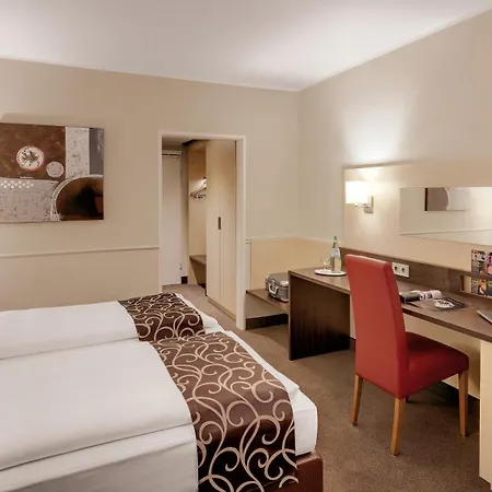 Western Mitte 4*